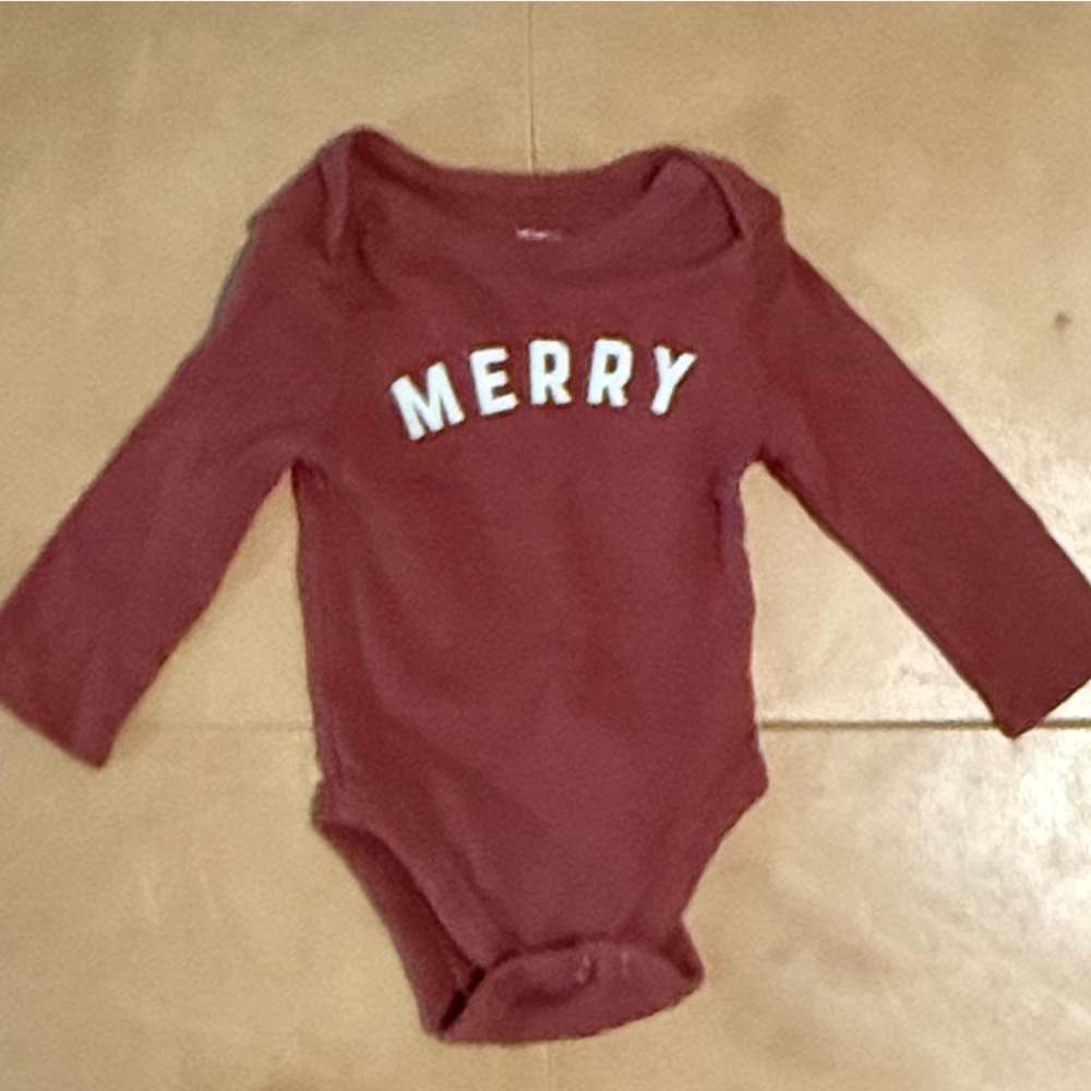 💙$5 FLASH SALE BUNDLE ONLY💙 Little Co Organic Cotton “Merry” Onesie 6M